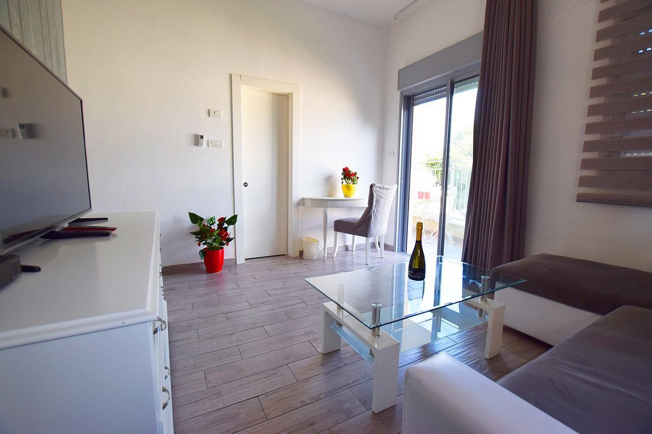 Rothschild 1929 Luxury Apartments Hotel Haifa Eksteriør billede