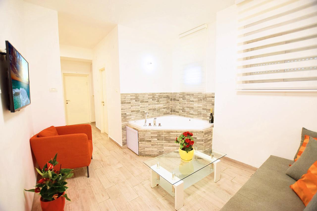 Rothschild 1929 Luxury Apartments Hotel Haifa Eksteriør billede
